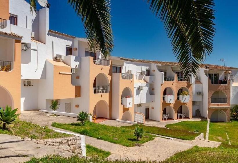 Oleandro Country Club