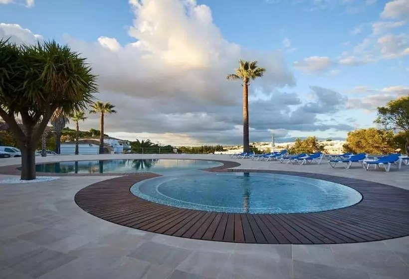 Oleandro Country Club