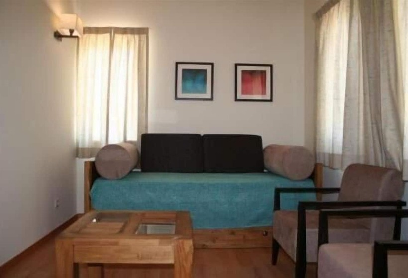 Oleandro Country Club