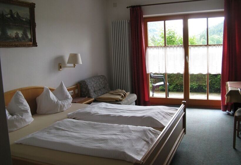 펜션 Alpenhotel Allgäu