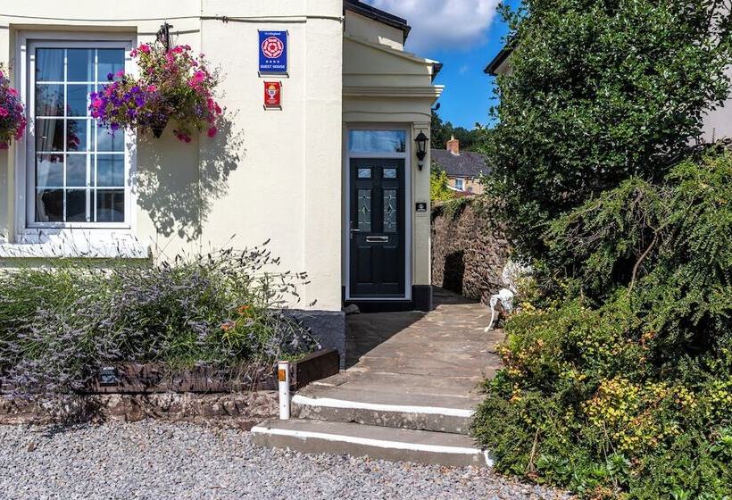 بنسيون Edale House B&b