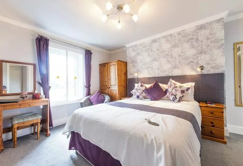 Pensió Edale House B&b