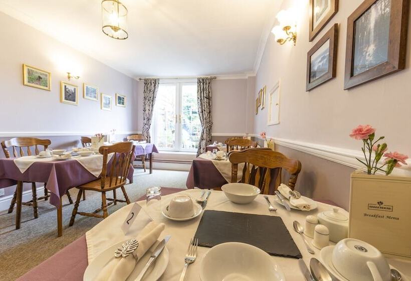 بنسيون Edale House B&b