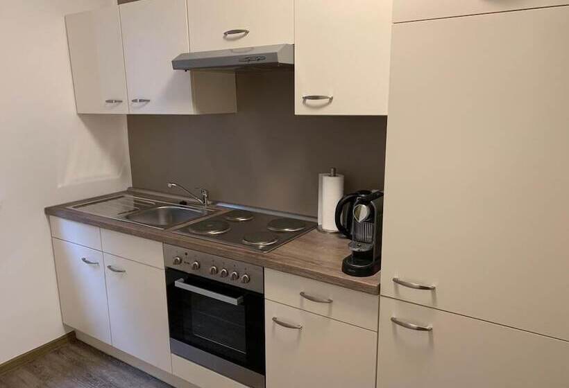 ペンション Eurode Live