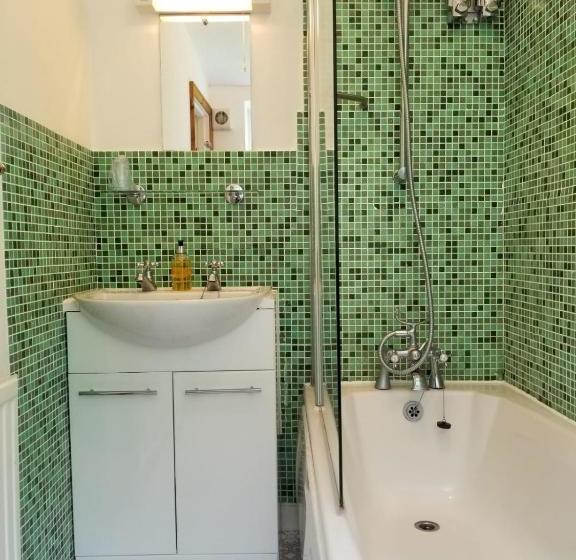 펜션 Glenan Lodge Self Catering