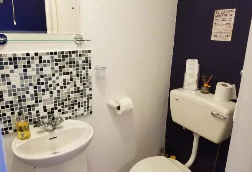 Majatalo Glenan Lodge Self Catering