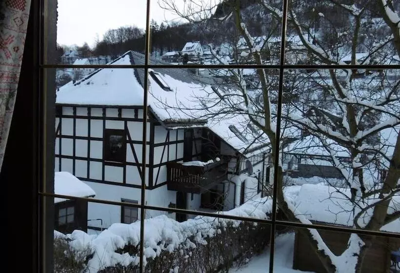 پانسیون Landgasthof Göbel