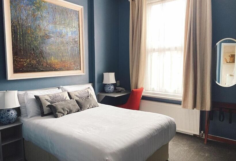 بنسيون Rose Lodge Guest House