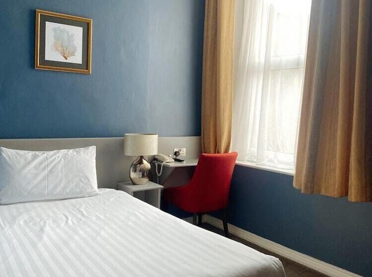 بنسيون Rose Lodge Guest House