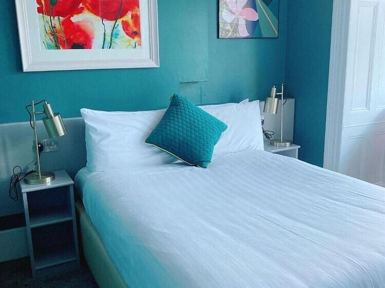 بنسيون Rose Lodge Guest House