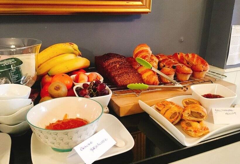 بنسيون Rose Lodge Guest House