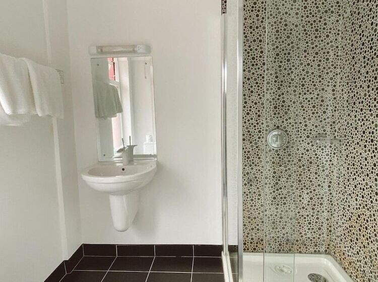 بنسيون Rose Lodge Guest House