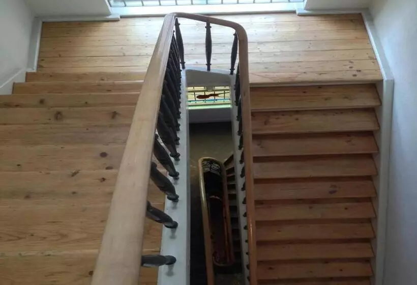 پانسیون The Dubliner Hotel & Irish Pub