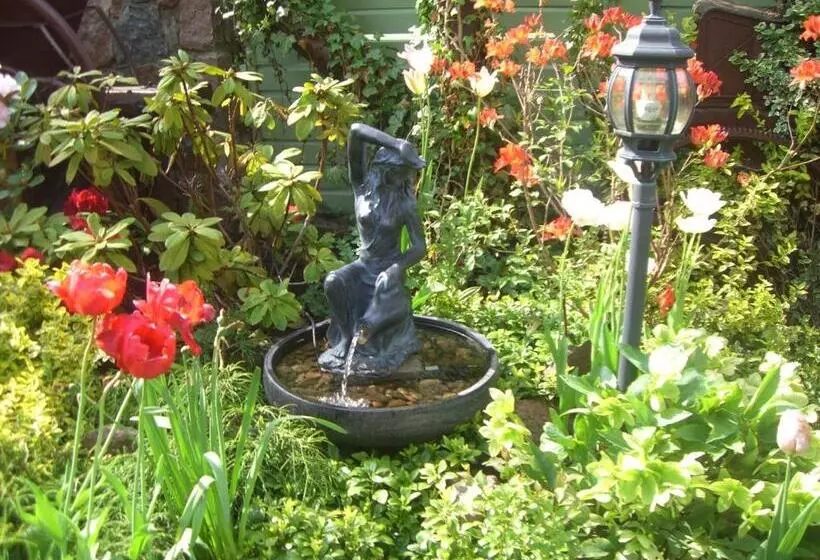 پانسیون Vila Florena Garden