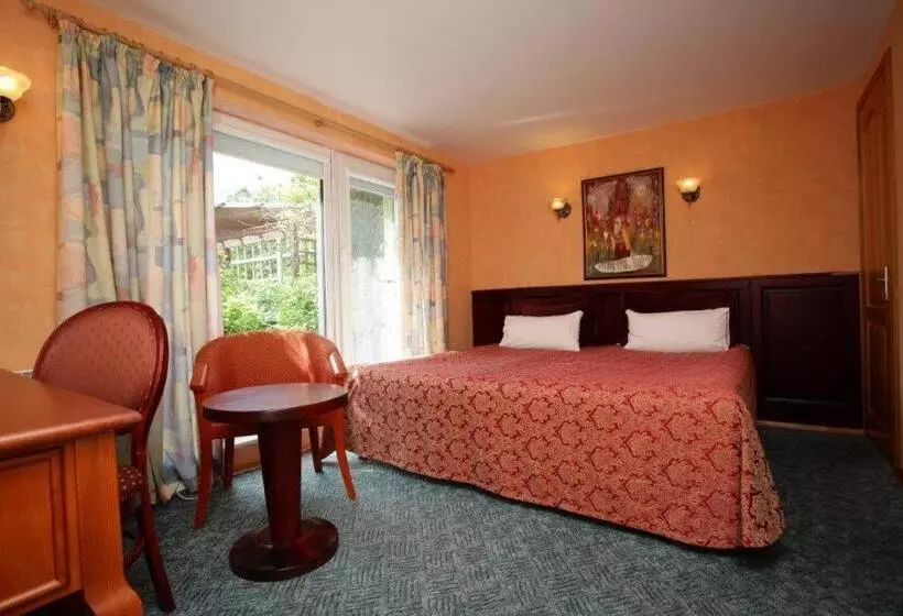 پانسیون Vila Florena Garden