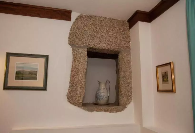 Retkeilymaja Casa Das Obras