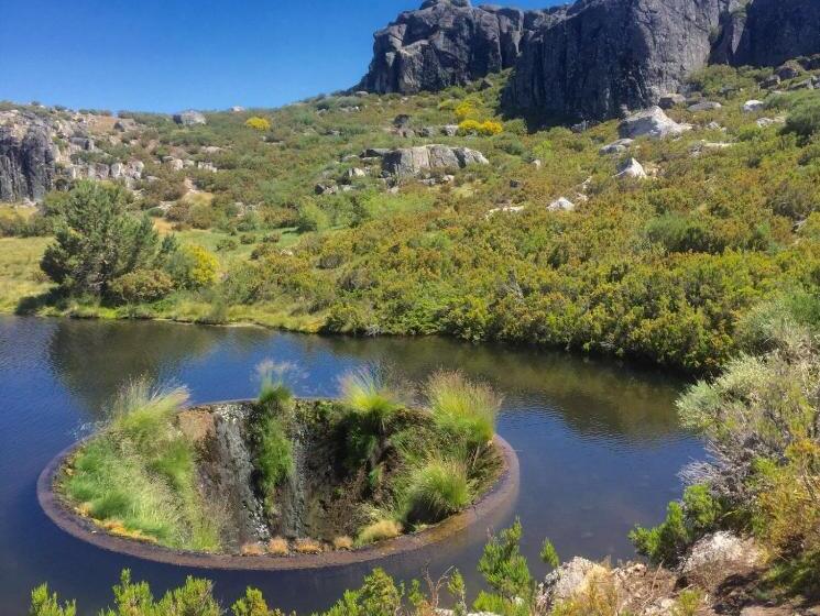 הוסטל Casa Das Obras