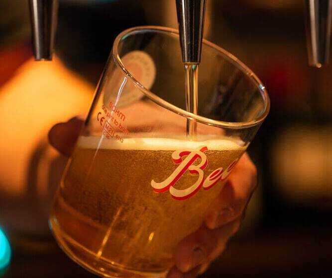 旅馆 Cromwell S Tap House