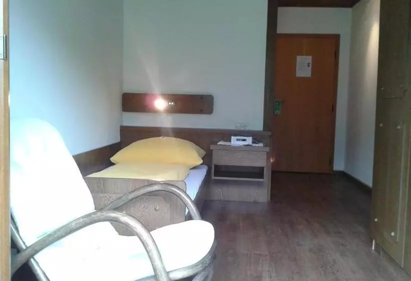 Frühstückspension Wagrain   Viktoria Flasch