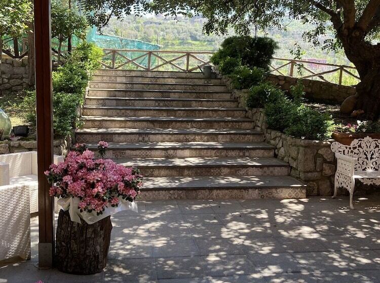 Отель Agriturismo Nonno Luigino