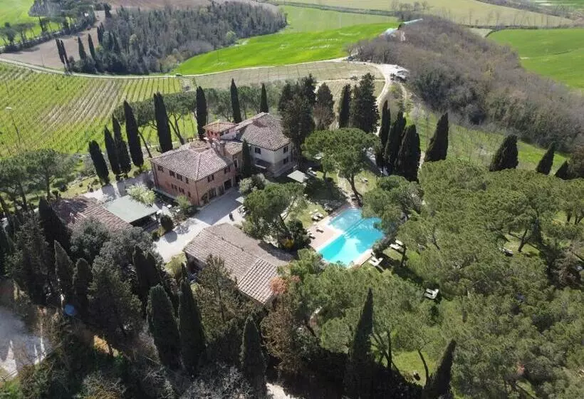 ホテル Agriturismo Pieve Sprenna