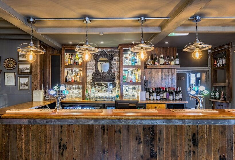 בית מלון כפרי The Westleton Crown