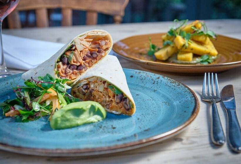 בית מלון כפרי The Westleton Crown