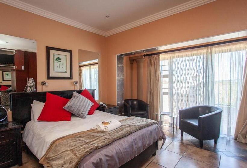 بنسيون Dolphin Dance Lodge