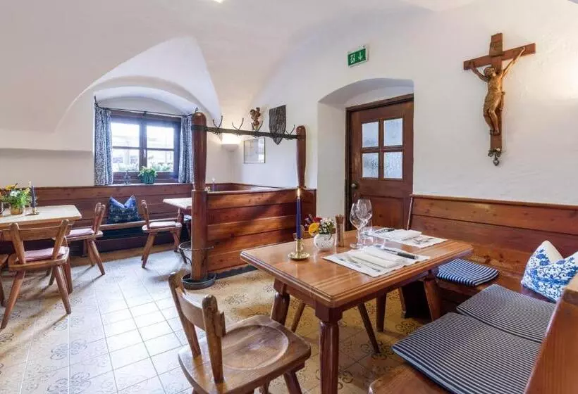 Majatalo Gasthof Blaue Quelle