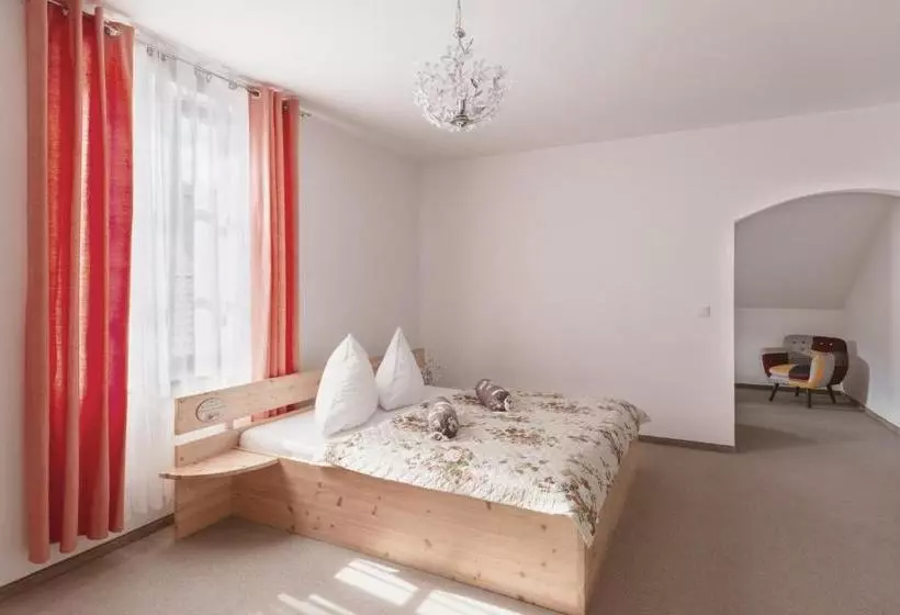 ペンション Gasthof Höhenrain