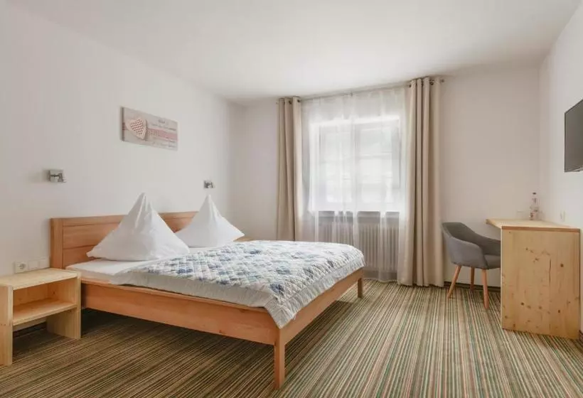 ペンション Gasthof Höhenrain