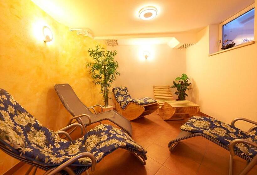 פנסיון Gästehaus Emmi