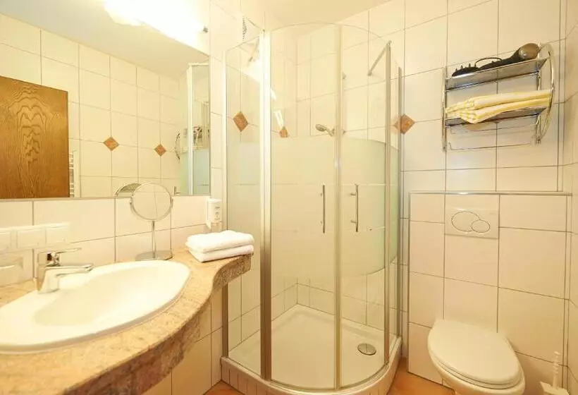 Majatalo Gästehaus Emmi