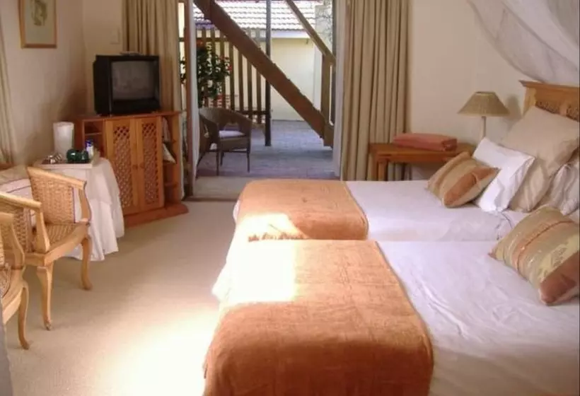 پانسیون Livesey Lodge