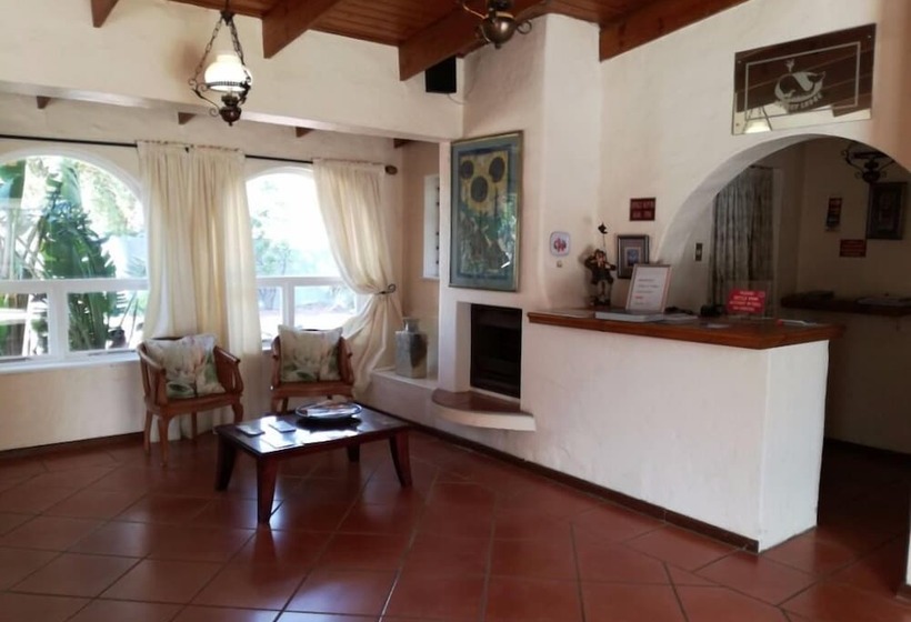 פנסיון Livesey Lodge