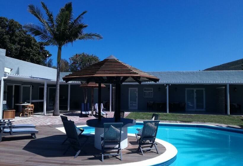 פנסיון Livesey Lodge