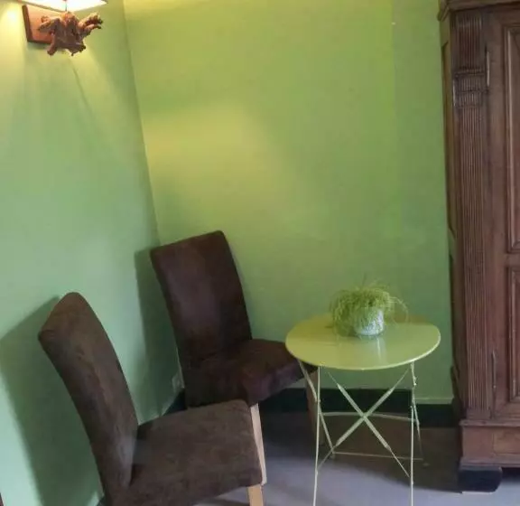 پانسیون New Castle