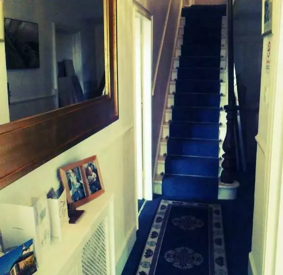 Majatalo Seahaven House