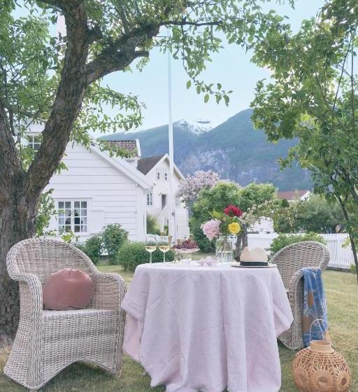 펜션 Vangsgaarden Gjestgiveri