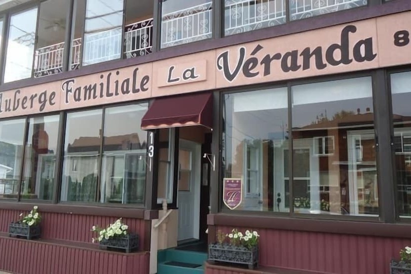 ユースホステル Auberge La Veranda