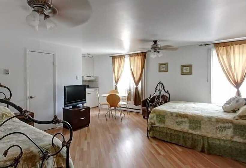 ユースホステル Auberge La Veranda