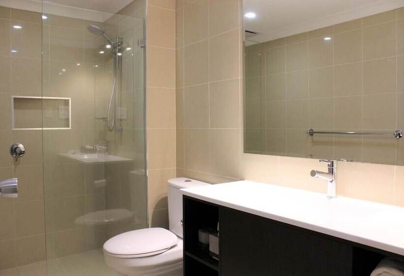 Carlyle Suites & Apartments