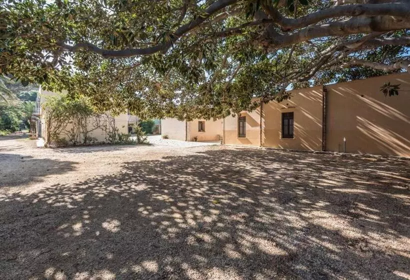 ホテル Azienda Agrituristica Tenuta Pizzolungo