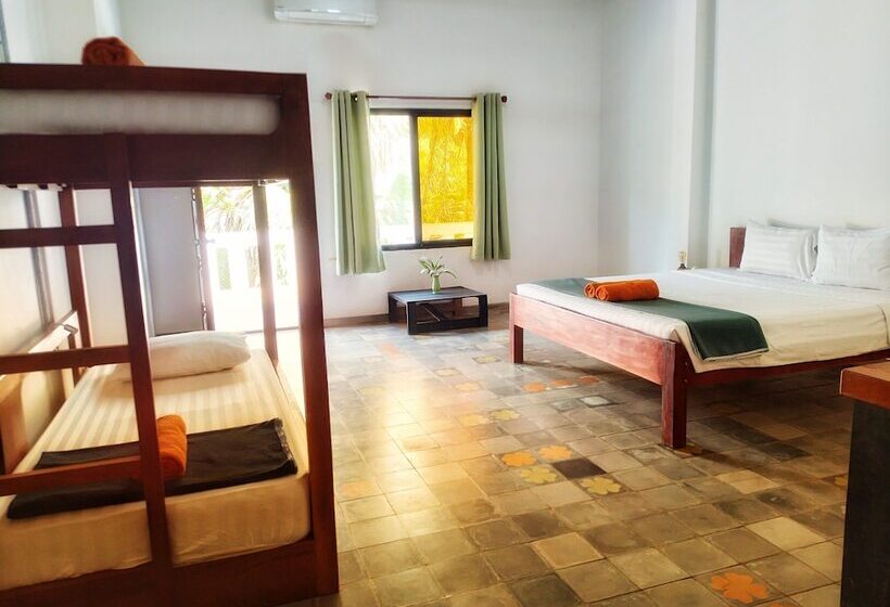 هاستل Passport Villa