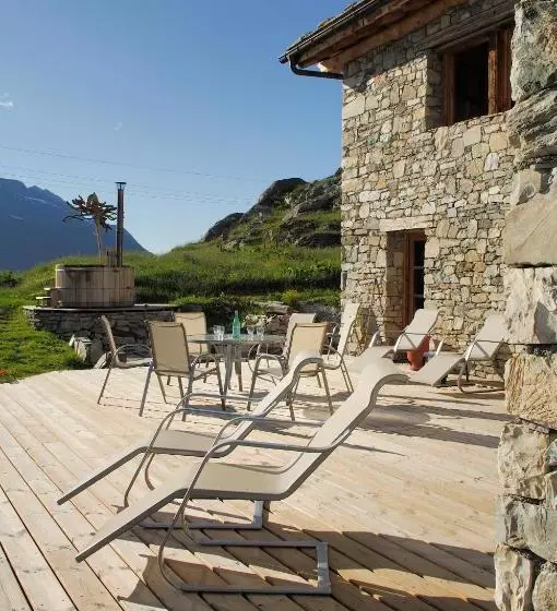 پانسیون Chalet Colinn