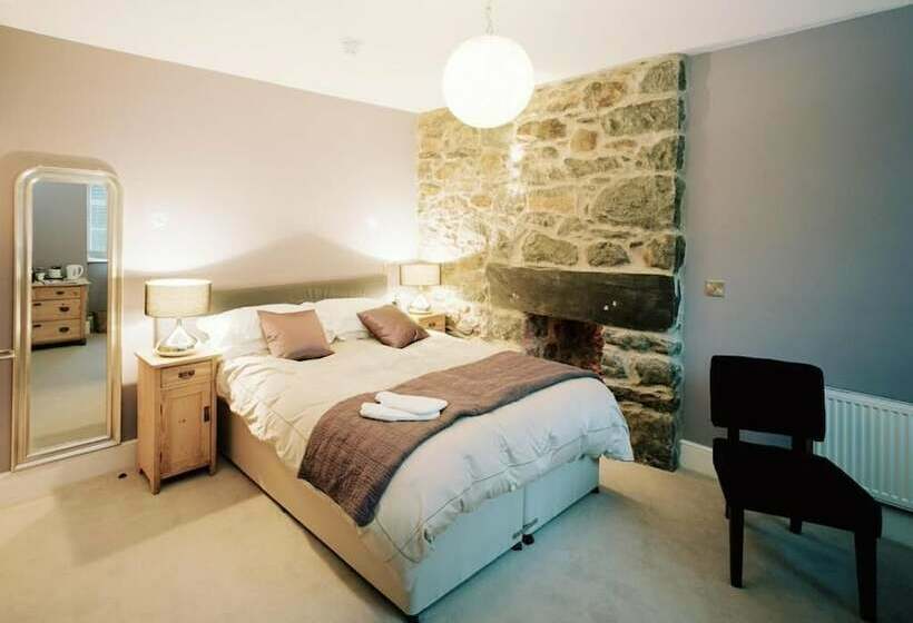 펜션 Cross Foxes  Bar Grill Rooms