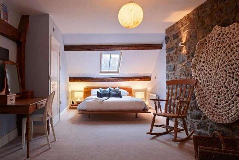 펜션 Cross Foxes  Bar Grill Rooms