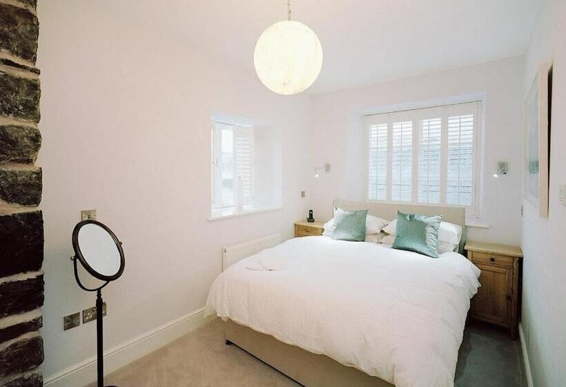 펜션 Cross Foxes  Bar Grill Rooms