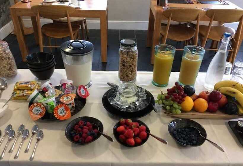 펜션 Cross Foxes  Bar Grill Rooms