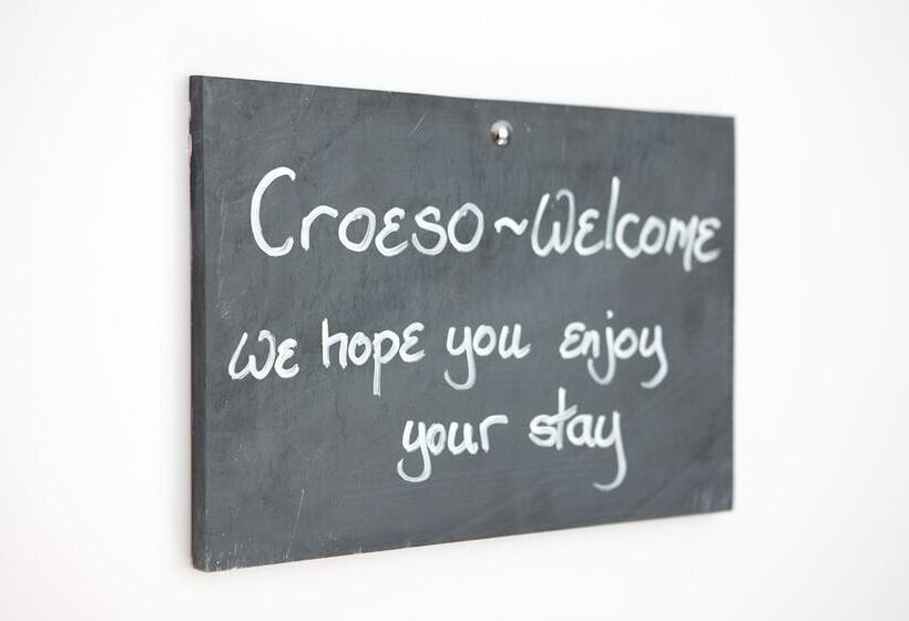 펜션 Cross Foxes  Bar Grill Rooms